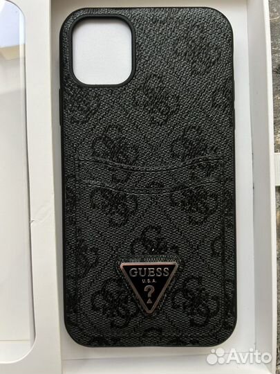 Чехол на iPhone 11 guess оригинальный