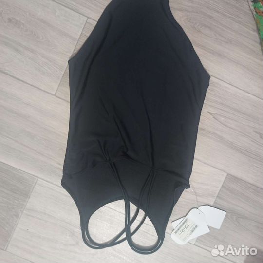 Купальник для девочки новый