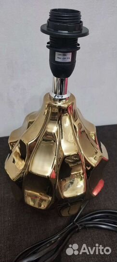 Лампа настольная