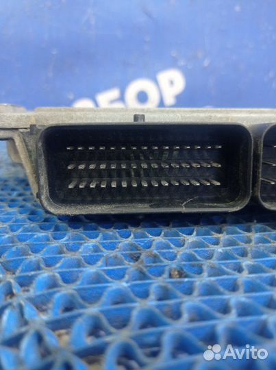 Блок управления двигателем Renault Logan седан K7J