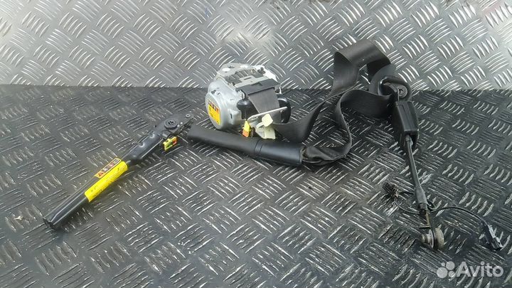 Ремень безопасности Opel Astra K 2016 39045683