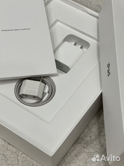 Планшет Apple iPad 2021 64Gb (9th generation)