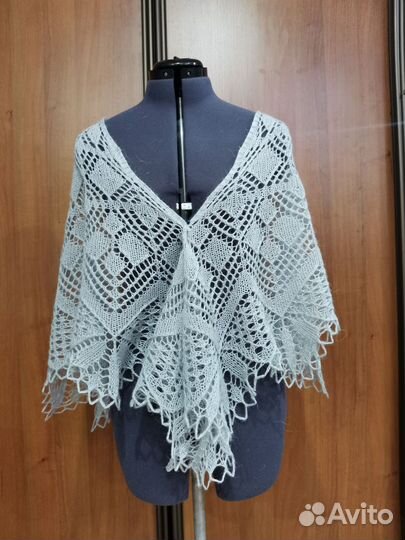 Шаль ручной работы 