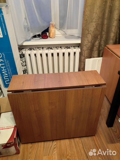 Стол книжка