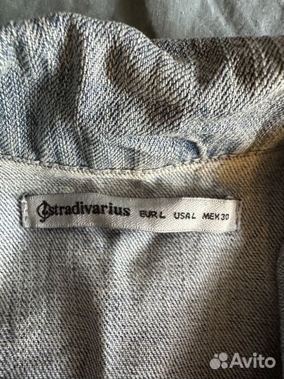 Джинсовая куртка без рукавов