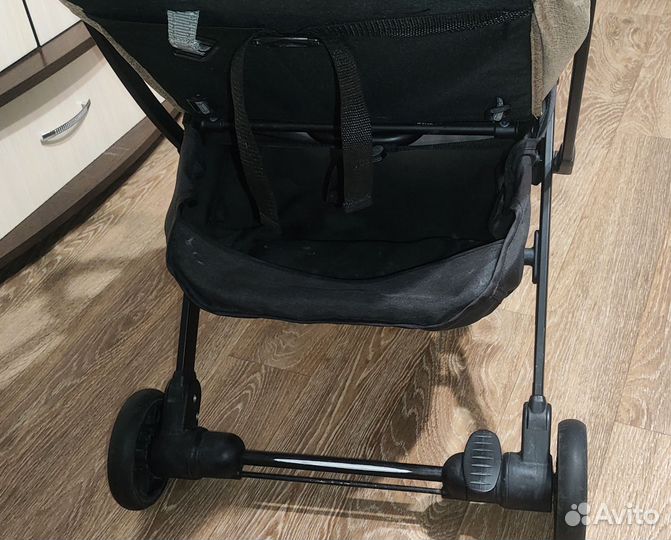 Коляска Yoya Plus