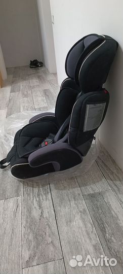 Автомобильное детское кресло от 9 до 36 кг