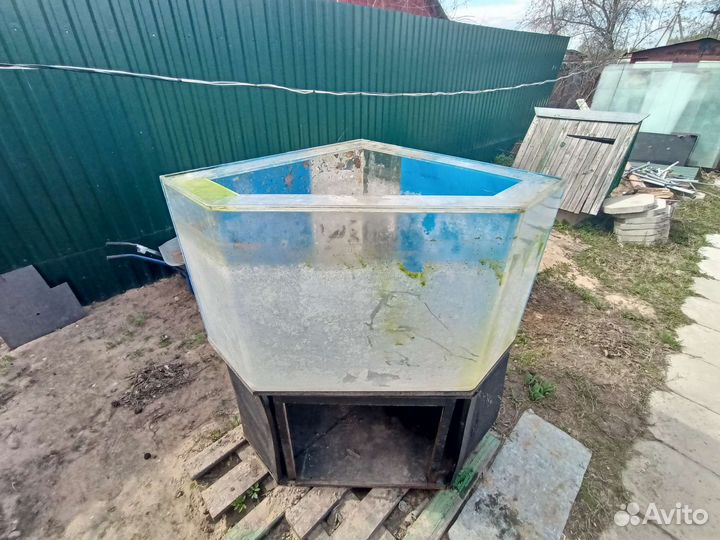 Продам аквариумы, цены снизил