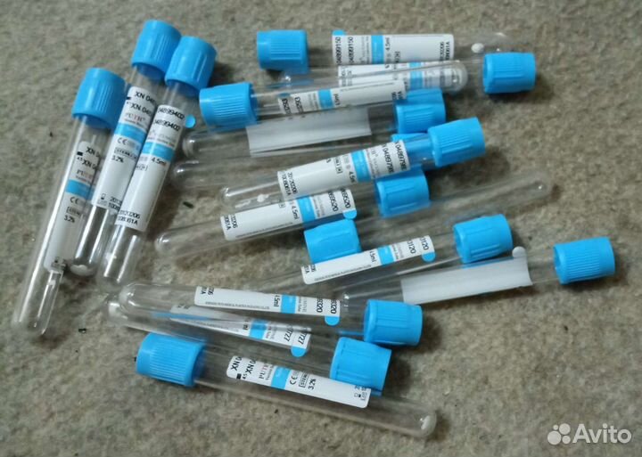 Контейнеры для бисера винтиков и др