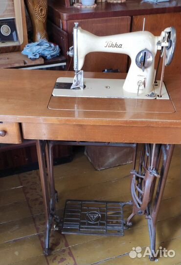 Швейная машина Tikka