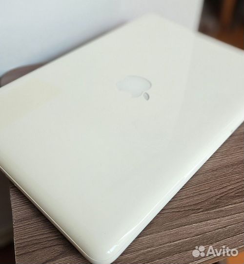 MacBook 13