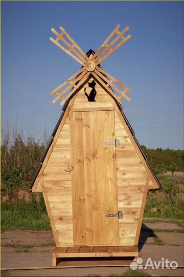 Уличный туалет деревянный Ю789