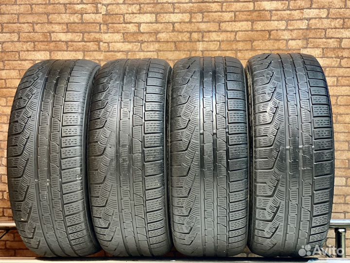 Pirelli Winter Sottozero II 245/45 R19