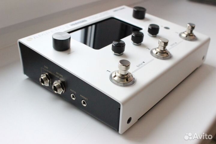 Hotone ampero II stomp