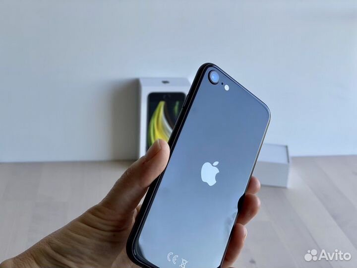 iPhone SE (2022), 256 ГБ