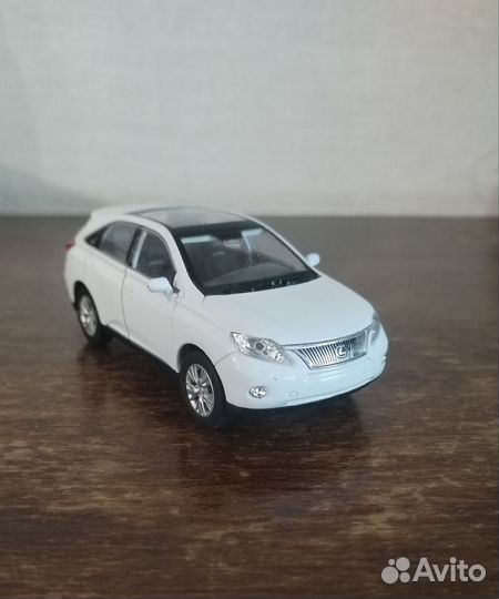 Моделька Lexus rx450h