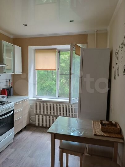 2-к. квартира, 45 м², 1/9 эт.