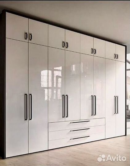 Шкаф на заказ для дачи