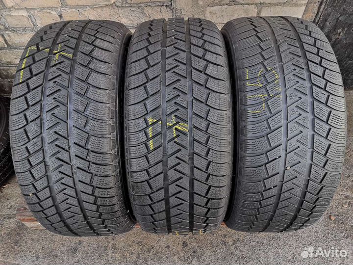 Michelin Latitude Alpin 255/55 R18