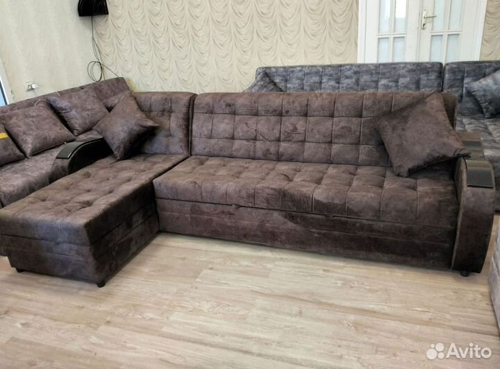 Диван угловой в наличии