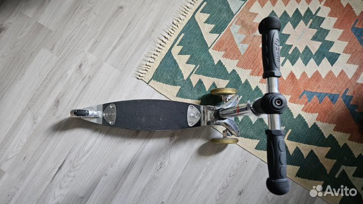 Самокат 3х колесный Micro Kickboard Original Alu