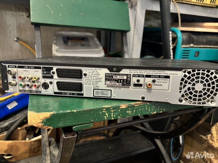 DVD/HDD-плеер Sony RDR-AT100