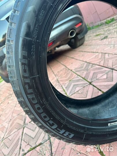 Bfgoodrich G-Force Stud 225/50 R17 98Q