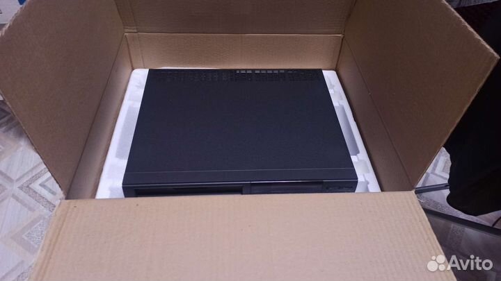 Видеомагнитофон Philips VR 201/60