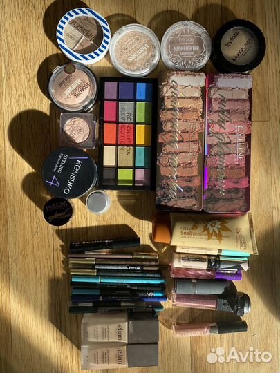 Декоративная косметика пакетом