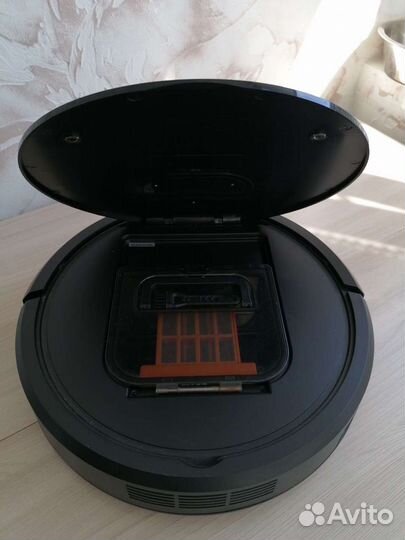 Робот пылесос bist tornado