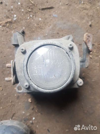 Противотуманная фара Mitsubishi lancer 9