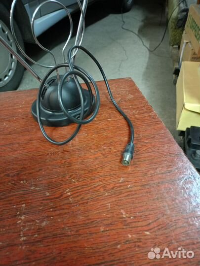 Антенна для тв комнатная