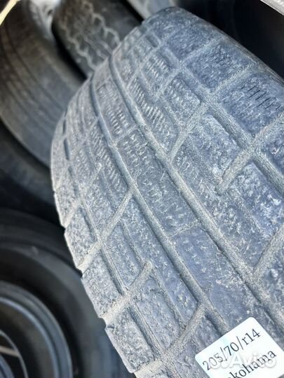 Yokohama Ice Guard IG30 205/70 R14