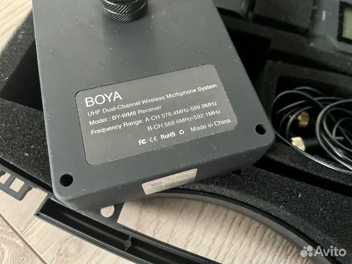 Петличный микрофон boya