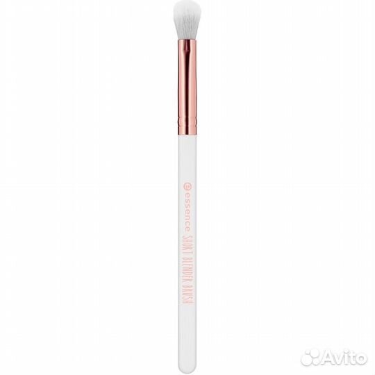 Новая кисть Essence для растушевки