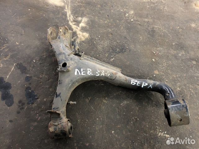 Задний левый верхний рычаг Range Rover Sport