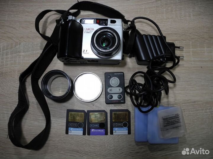Фотоаппарат Olympus C-2000 Z