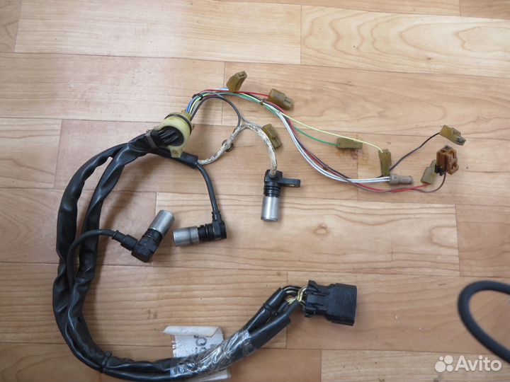 Датчик спидометра/скорости subaru 24030AA100