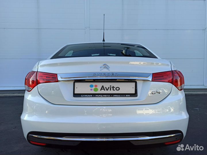 Citroen C4 1.6 AT, 2022