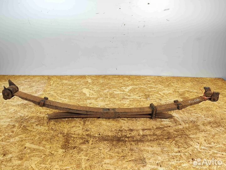 Рессора задняя Nissan Navara 55020EB300 YD25