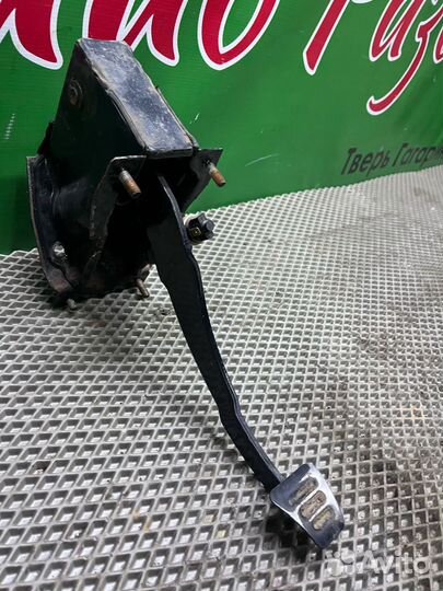 Педаль тормоза ваз 2110