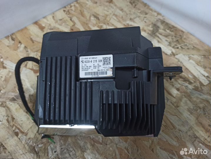 Проекция лобового стекла BMW X6 E71