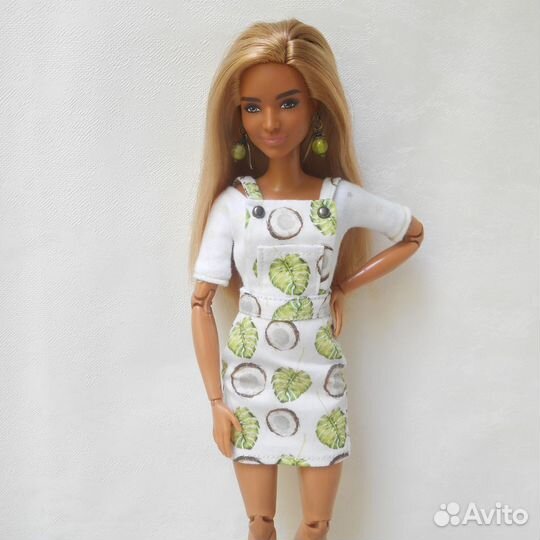 Украшения для куклы Barbie