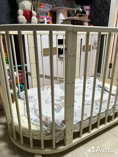 Кровать 8 в 1 с маятником