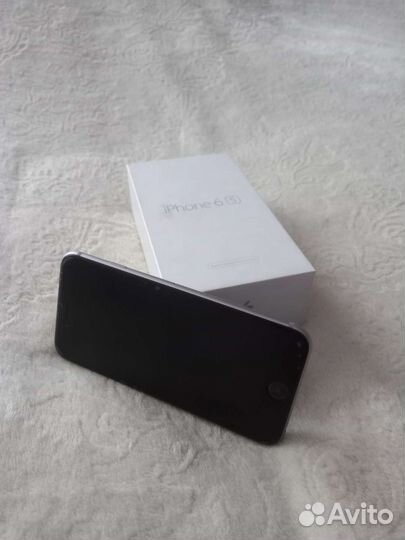 Телефон iPhone 6s