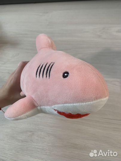 Мягкая игрушка акула