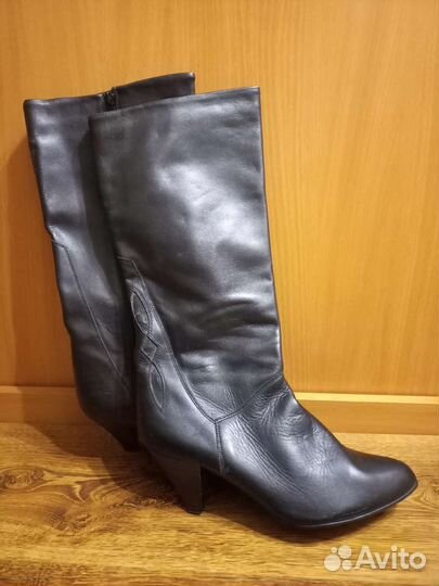 Зимние новые женские сапоги 38 натуральная кожа