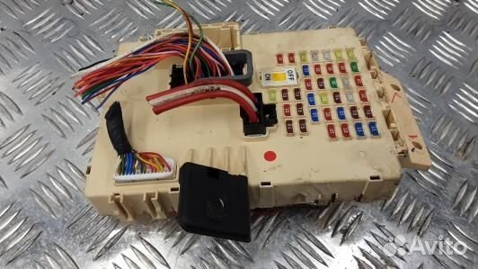 Блок предохранителей hyundai I40 (4UK13M101)