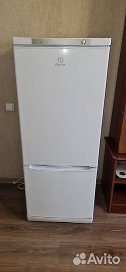 Холодильник indesit бу