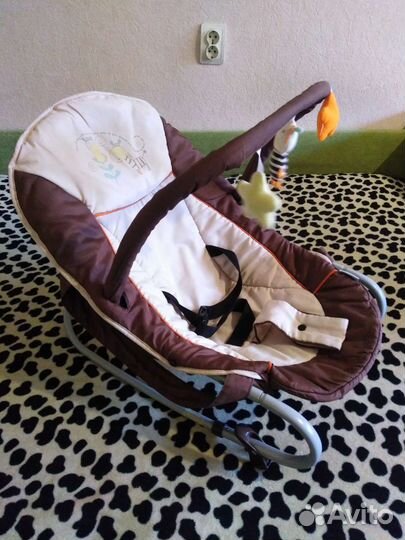 Шезлонг детский